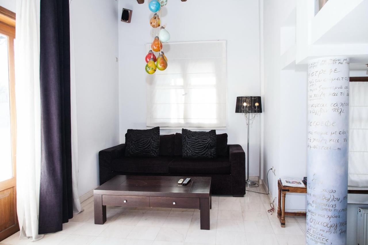 Unique Apt W/ Veranda Walking Distance To Sites Appartamento Atene Esterno foto
